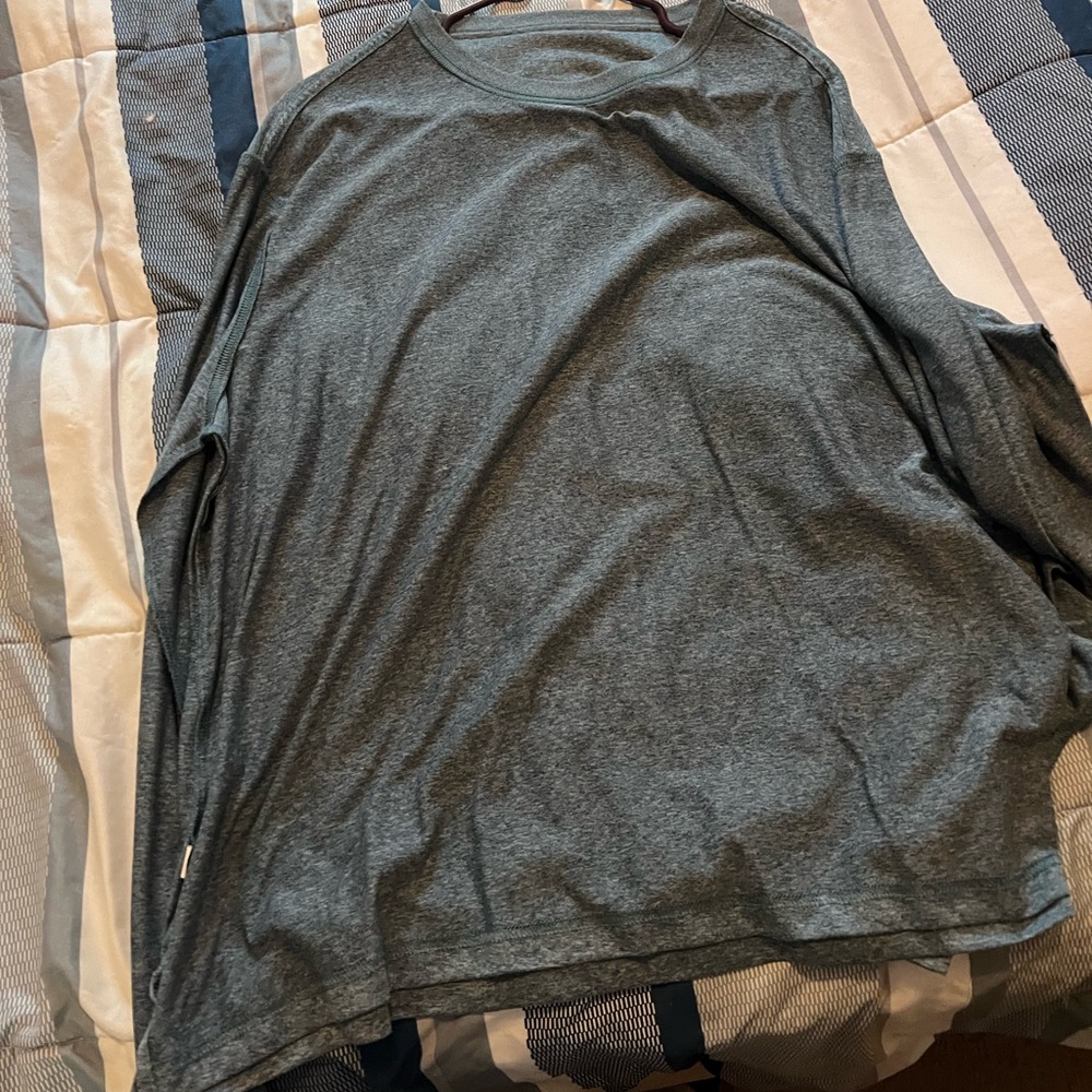 Duluth trading long sleeved wickety split shirt
